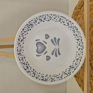 Corelle Vintage Blue Hearts Sponge Rim Design Bread Desert Set of 2 Plates